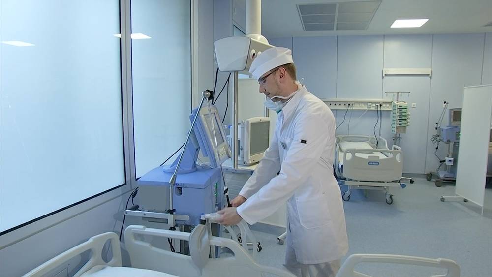 Собянин открыл в ГКБ №67 отделение для пациентов с коронавирусом