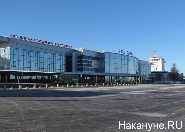"Заминированный" самолёт, летевший из столицы в Тюмень, проверили в пункте назначения