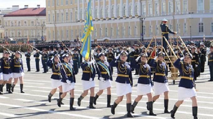 Более 40 женщин-военнослужащих примут участие в Параде Победы в Петербурге