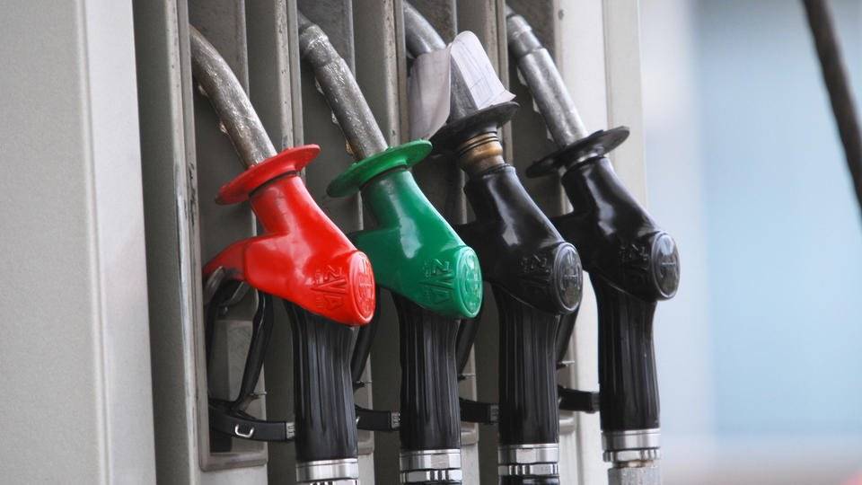Независимые АЗС попросили о льготах из-за снижения спроса на топливо