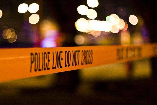 Найдены 3 труппа в гараже: полиция подозревает убийство и самоубийство после прерванного звонка на 911
