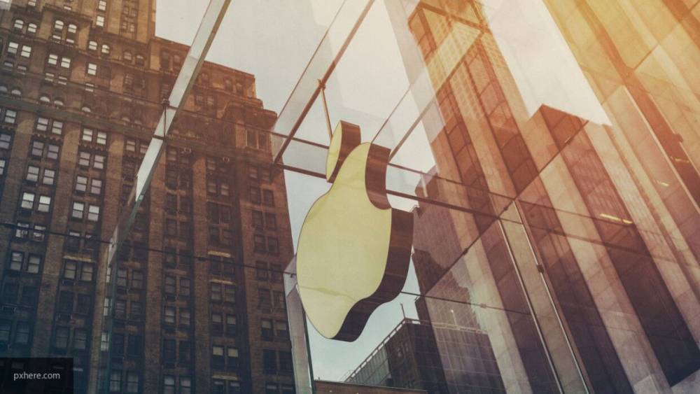 Apple разрешила продавать больше двух iPhone в одни руки
