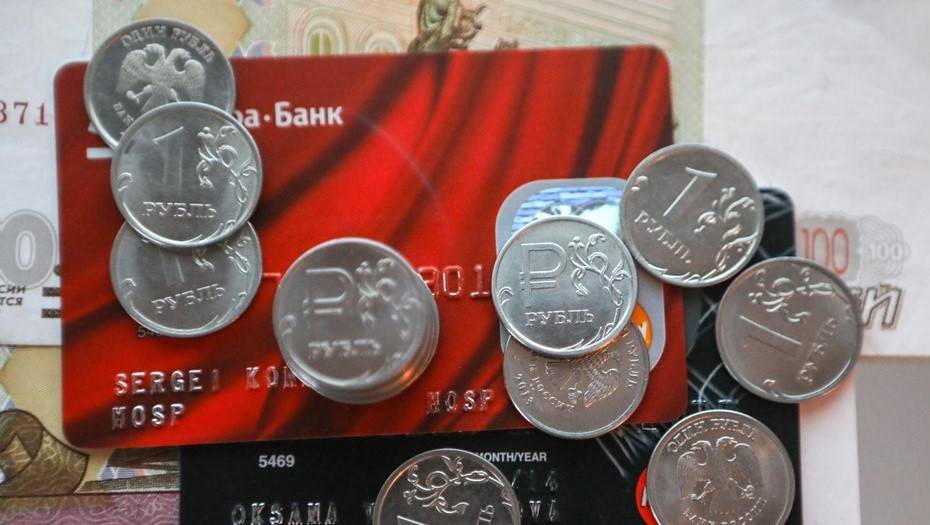 Российские банки начали повышать ставки по вкладам и кредитам
