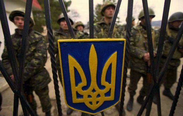 Зеленский своим указом перенес на Украине весенний призыв