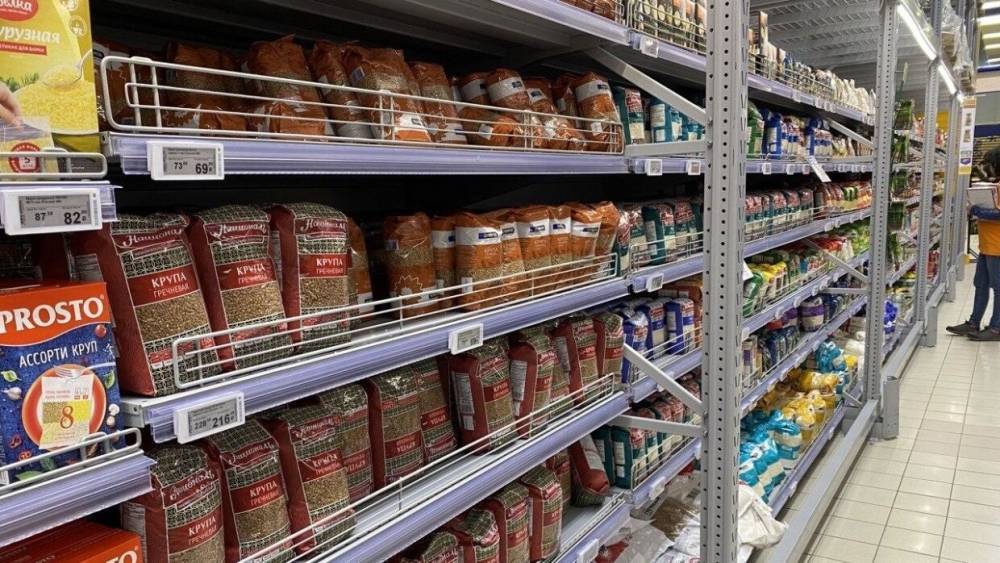 В российских магазинах прекратился ажиотажный спрос на гречку и туалетную бумагу