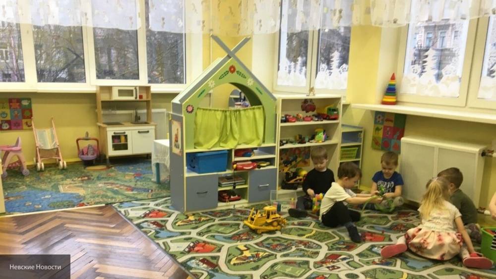 Пятилетний малыш выпал из окна детского сада и получил травмы в Калининграде