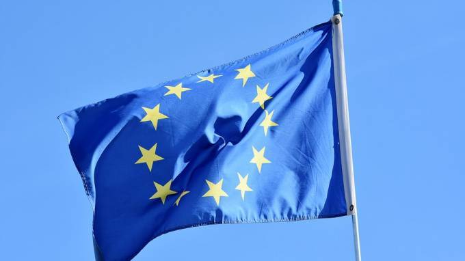 Президент Эстонии раскритиковала действия ЕС на фоне коронавируса