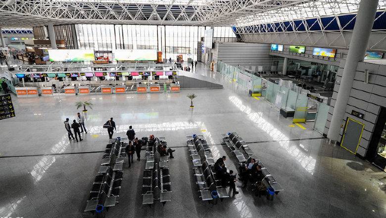 В Сочи двое прилетевших международными рейсами сбежали из карантина
