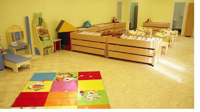 В апреле в Петербурге введут детский сад и школу