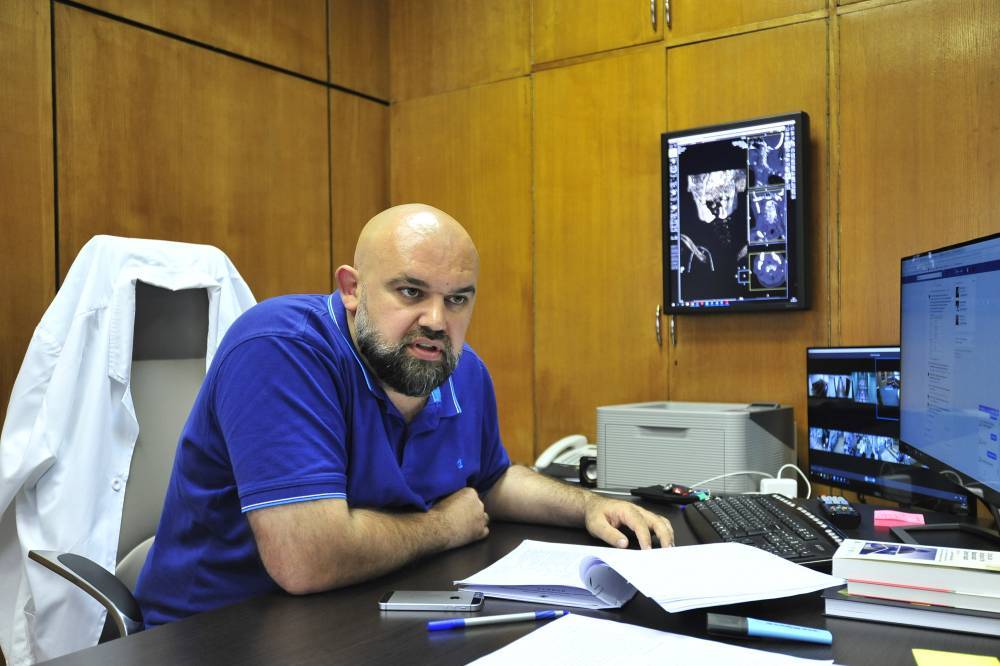 Главврач больницы в Коммунарке призвал готовиться к итальянскому сценарию с коронавирусом