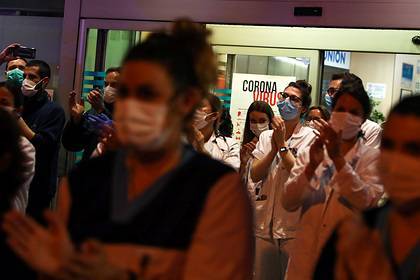 Более пяти тысяч испанских медиков заразились коронавирусом