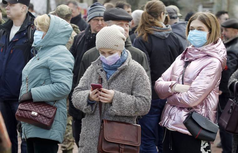 В Киеве предупредили, что коронавирусом рискуют заболеть миллионы украинцев