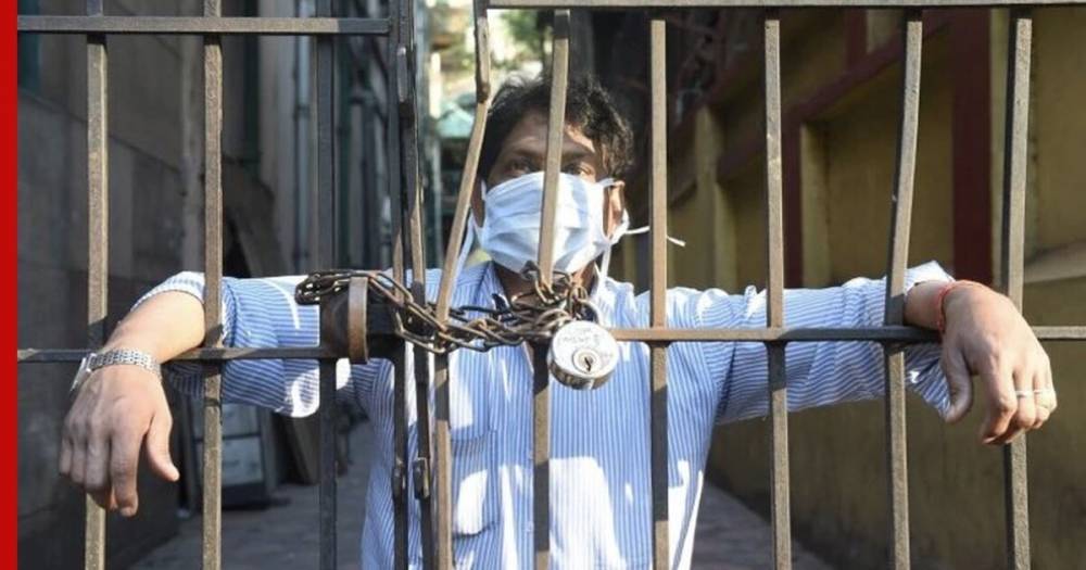 Власти Индии объявили о полной изоляции страны из-за коронавируса