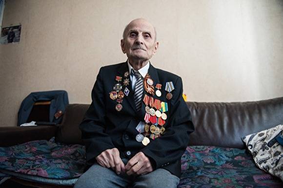 94-летний ветеран из Москвы живет на кухне. Чиновники считают, что у него «40 лишних сантиметров» жилплощади