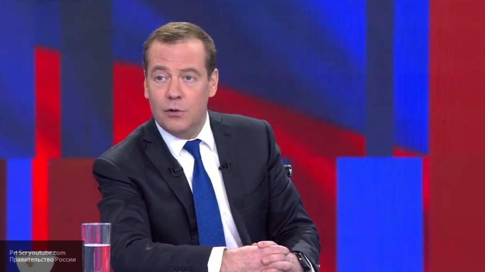 Медведев считает переход на цифровые технологии важным аспектом политики