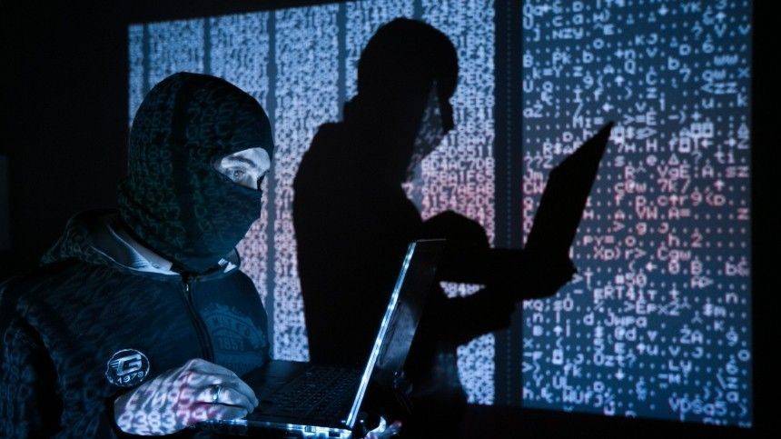 ФСБ разоблачила группу хакеров, торговавшую банковскими данными россиян