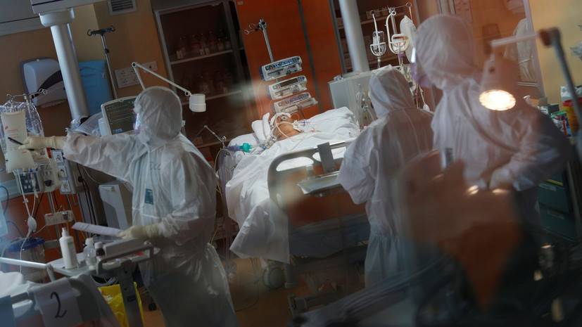Число жертв коронавируса в Италии за сутки составило 743 человека