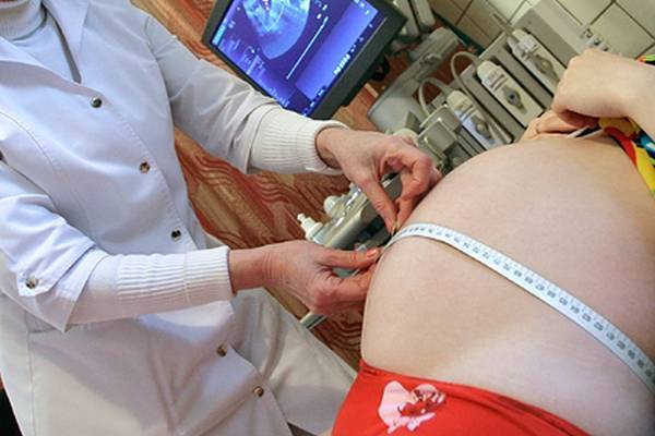 Россиянкам посоветовали не беременеть из-за коронавируса