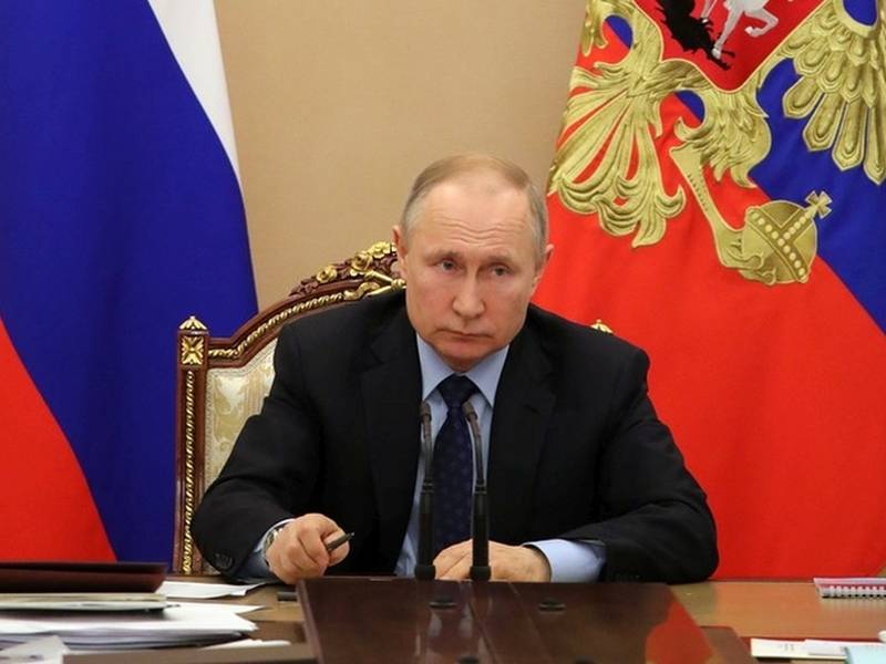 Леонид Радзиховский: 17 мгновений Путина и отрыв от реальности
