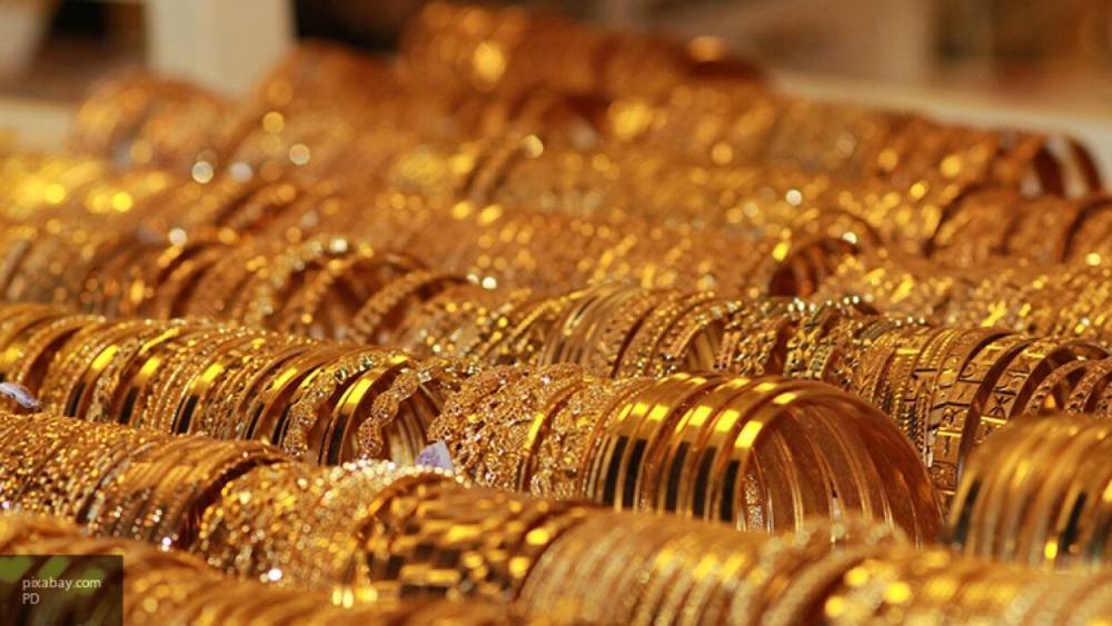 Россияне перестали покупать золото