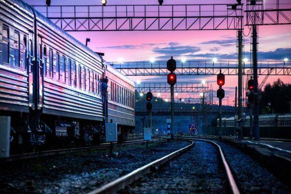 РЖД сокращает маршруты. Какие поезда перестанут ходить внутри России