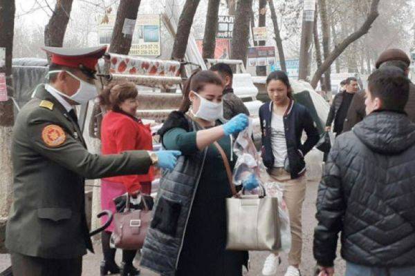 В Узбекистане начинают штрафовать граждан за отсутствие маски