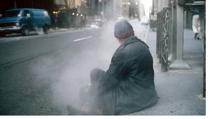 "Ночлежка" призвала Смольный позаботиться о бездомных во время пандемии
