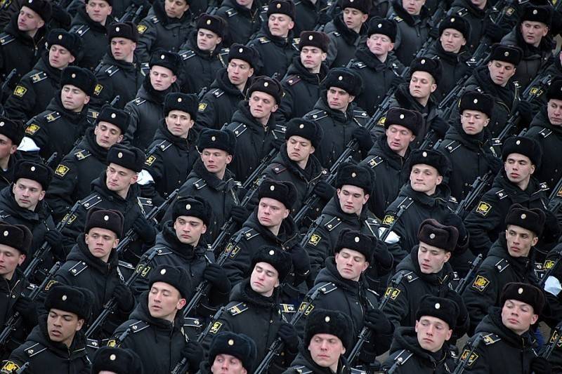 Российская армия готовится к параду Победы
