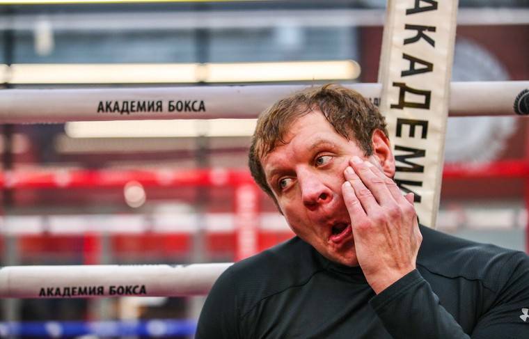 Емельяненко вызвал Шлеменко на боксёрский поединок