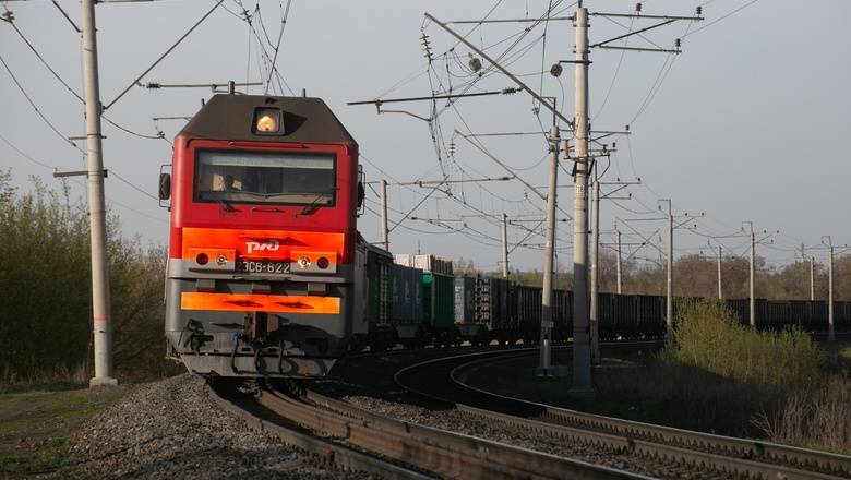 В России начали сокращать железнодорожное сообщение