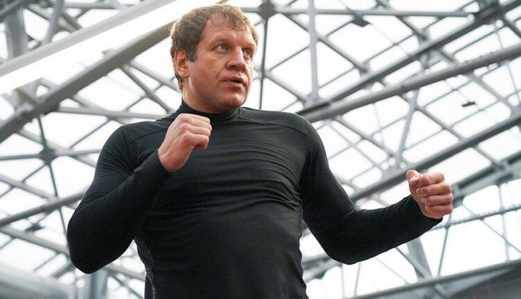 Емельяненко предложил бой с Шлеменко по правилам MMA