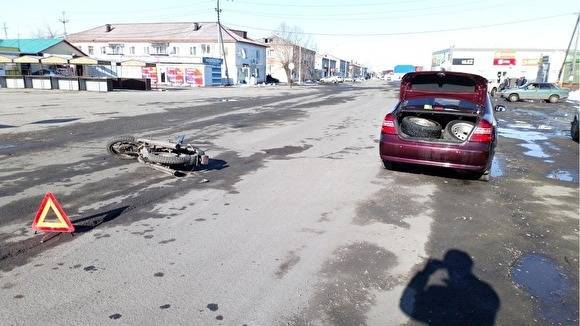 В Курганской области двое подростков на мотоцикле попали в ДТП, один из них пострадал