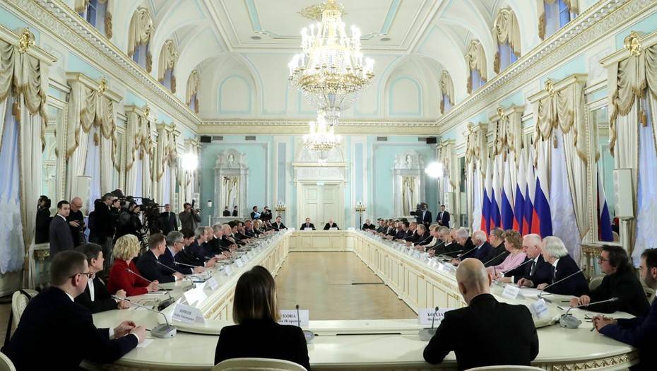 В Петербурге перенесли заседание президиума совета по культуре с участием Путина