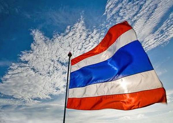 Таиланд из-за коронавируса полностью закрывает въезд и выезд из страны
