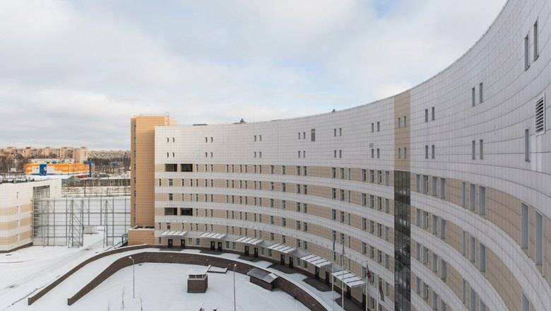 Главврач Боткинской больницы назвал стоимость лечения коронавируса