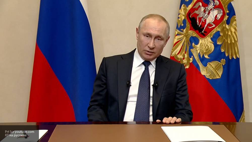 Путин сообщил о переносе даты референдума по Конституции