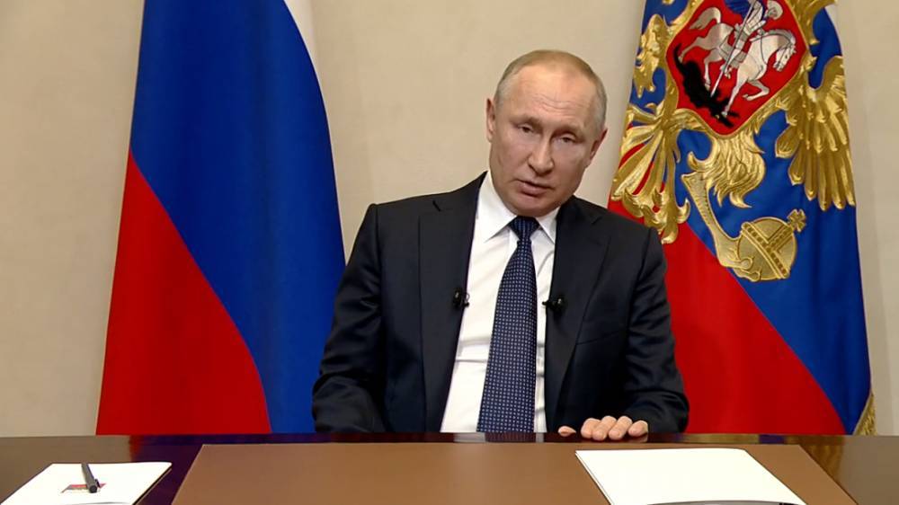 Путин призвал россиян соблюдать рекомендации медиков