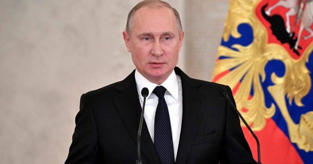 Путин призвал россиян прислушиваться к медикам в связи с коронавирусом