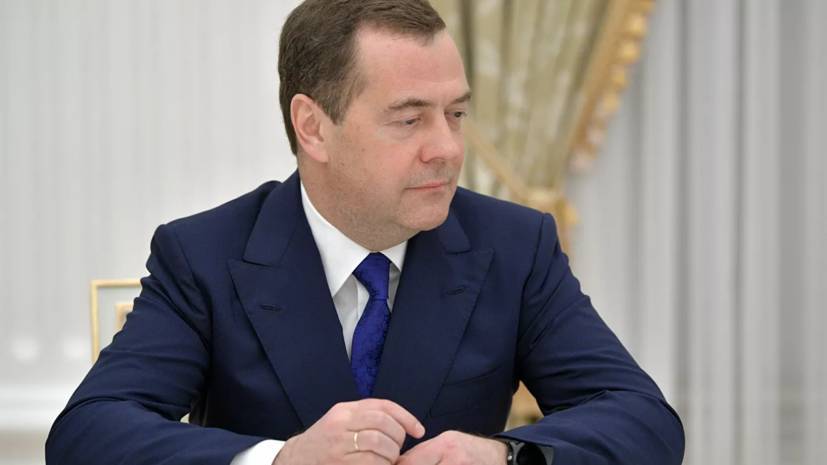 Медведев и Дмитрий Патрушев обсудили продовольственную безопасность