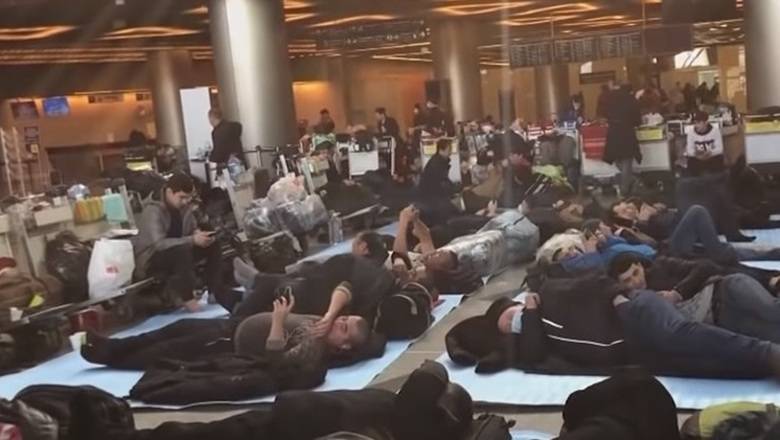 Сотни гастарбайтеров застряли в московских аэропортах