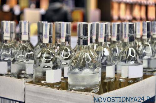 Польские власти пустят почти полтонны конфискованной водки на борьбу с коронавирусом