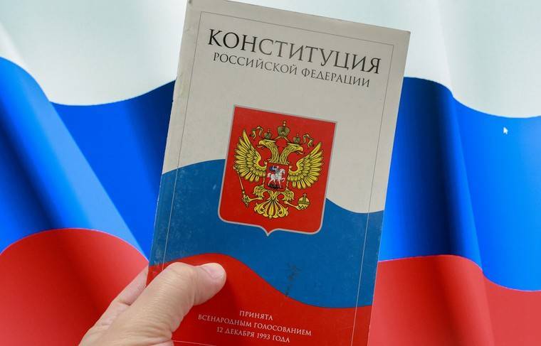 Путин подписал указ о переносе даты голосования по поправкам в Конституцию