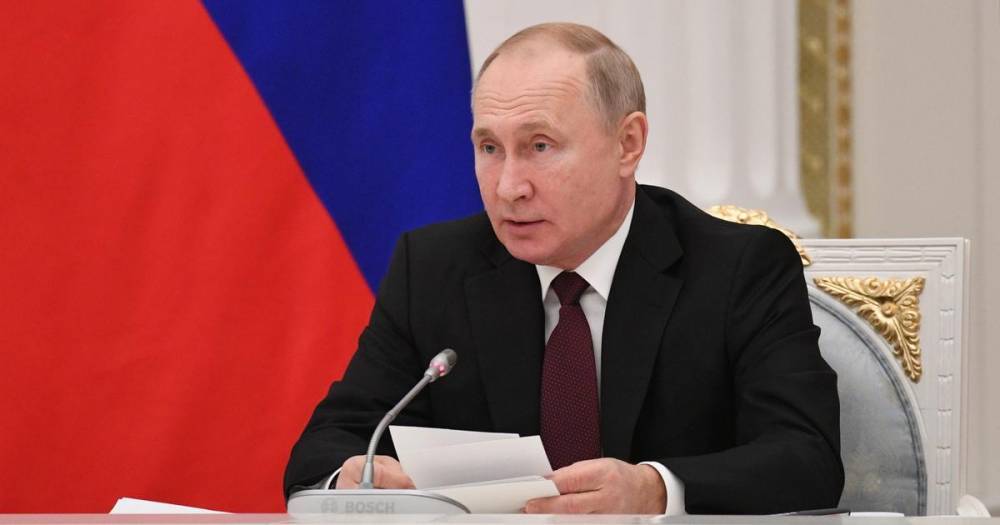 Путин подписал указы по итогам обращения к нации