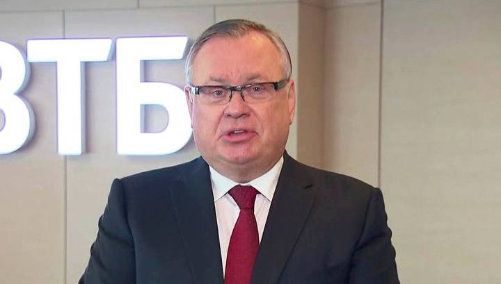 Глава ВТБ пообещал выполнить указания Путина по ипотеке и кредитам