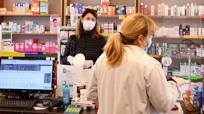Совет Федерации одобрил закон о заморозке цен на лекарства