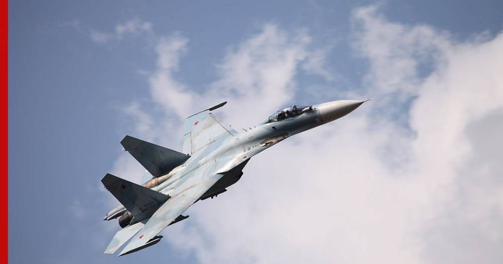 Истребитель Су-27 упал в акватории Черного моря