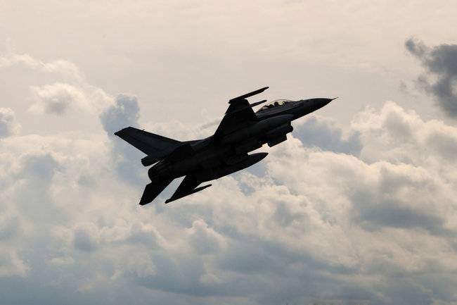 За сутки в России потерпели крушение два военных самолета