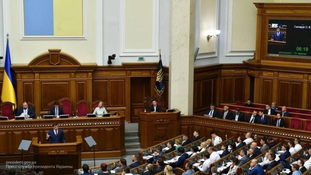 Украинский депутат призвал Киев попросить помощи у Москвы, а не у Запада