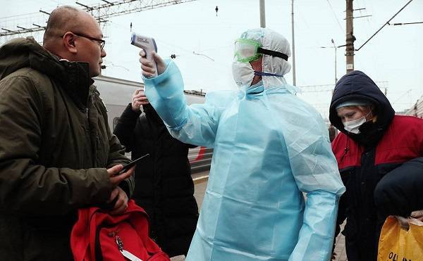 Россияне меняют планы на отпуск из-за коронавируса: опрос