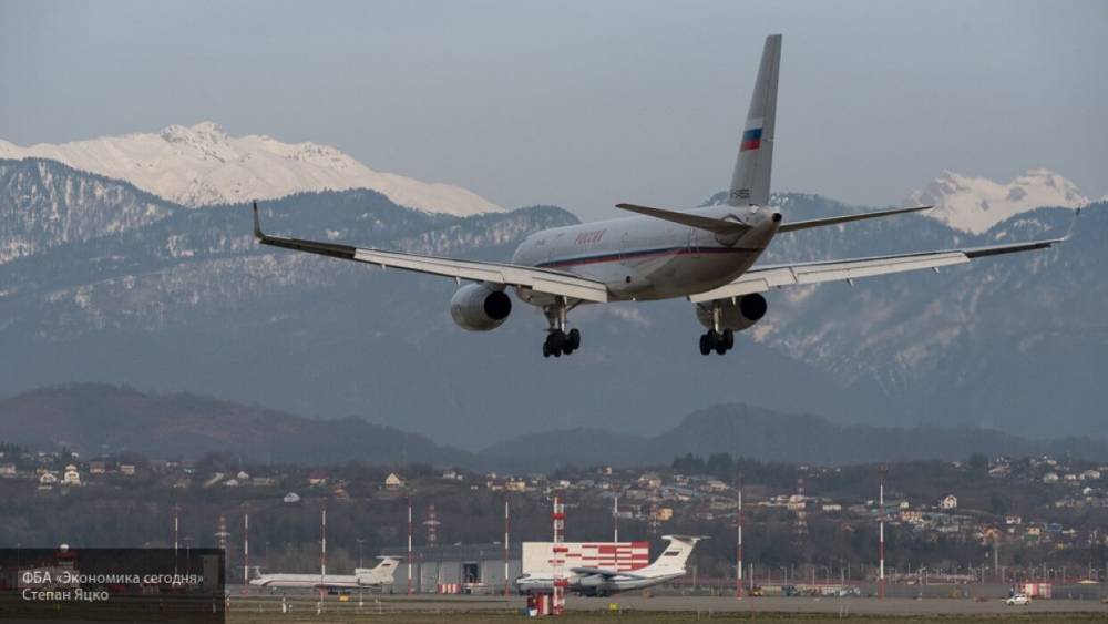 Правительство России поручило остановить регулярное и чартерное авиасообщение